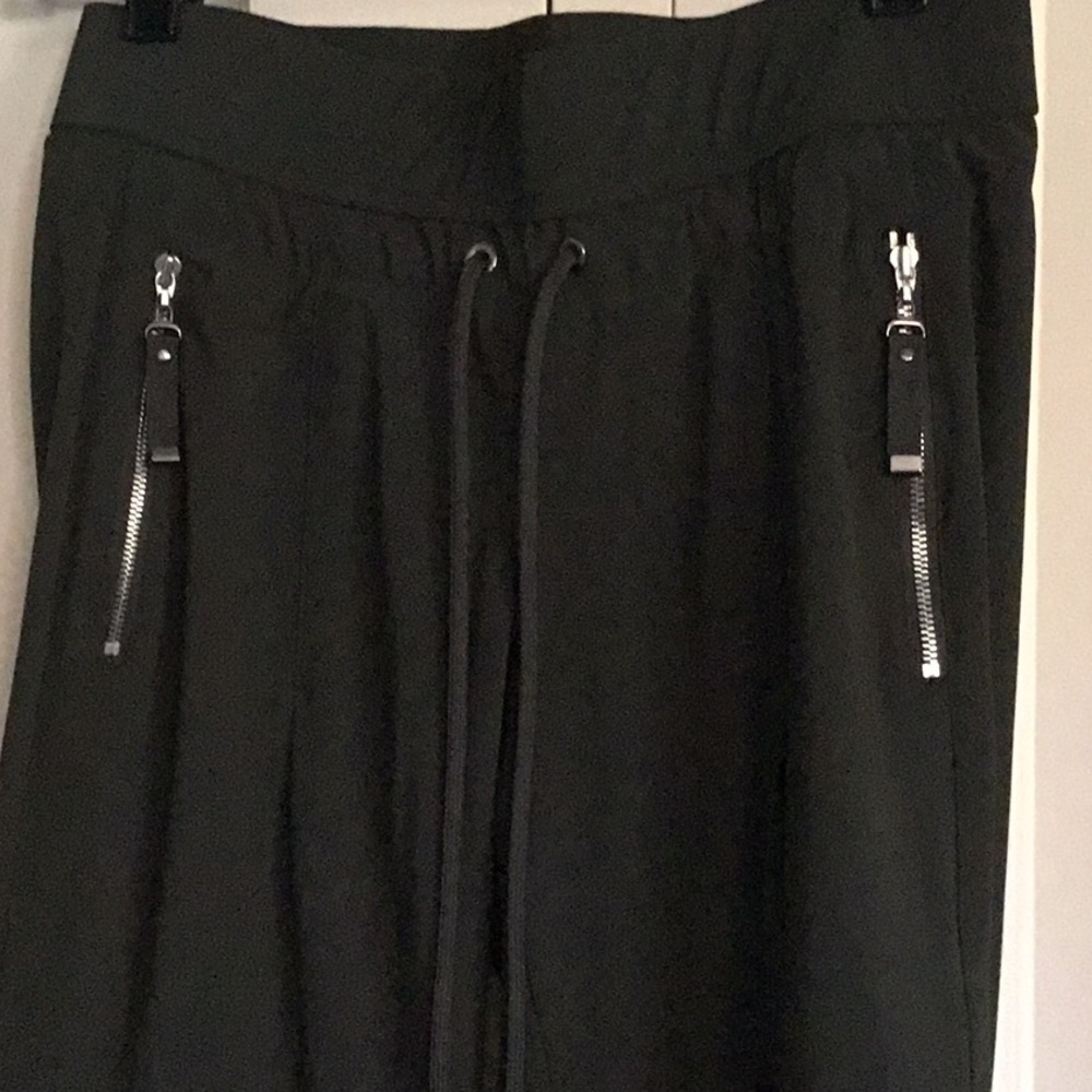 Pants - Picture 2 of 4